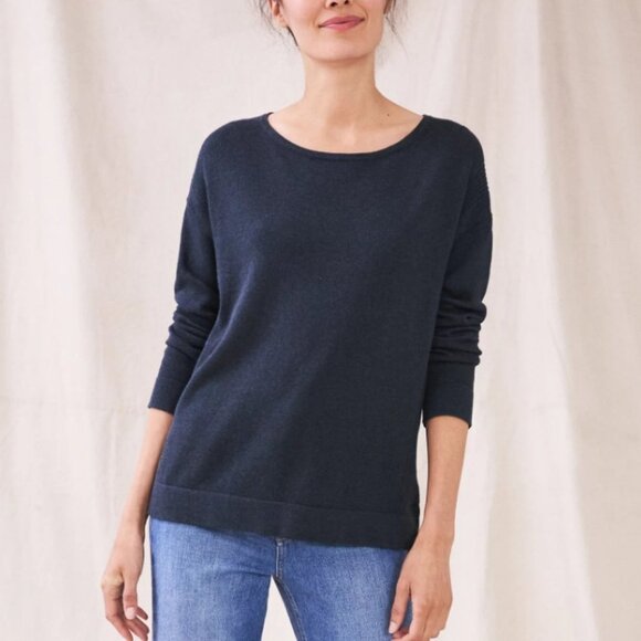 NWT Whitestuff Navy Cotton Rich Textured Crew Neck Olivia Jumper size ~ 10-12 - Picture 1 of 16